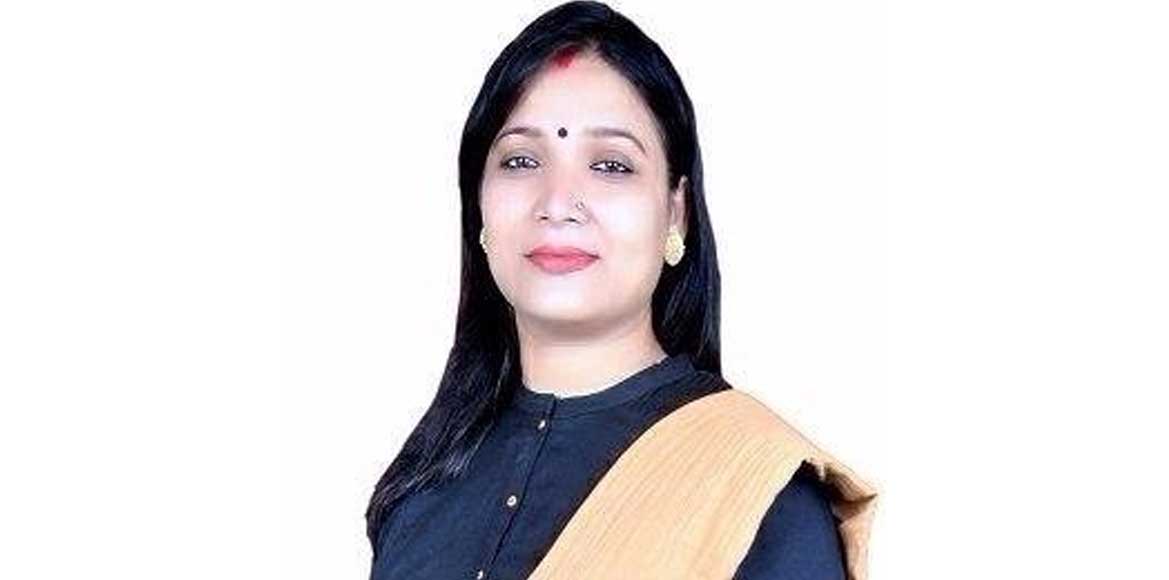 अनामिका पॉल ने निर्दलीय प्रत्याशी के रूप में भरा नामांकन. - CG Sandesh