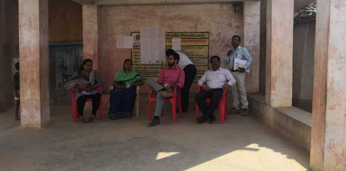 लाखों का राशि गबन करने वाले रोजगार सहायक हुआ बर्खास्त. - CG Sandesh