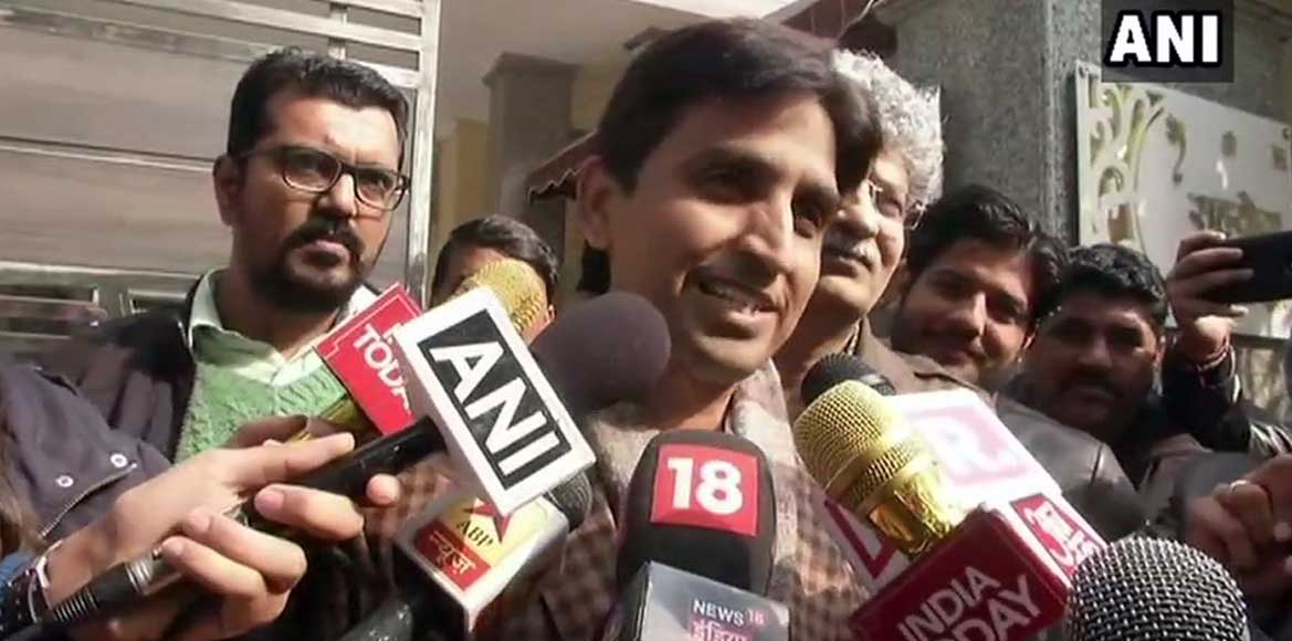 20 विधायकों का मामला : कुमार विश्वास बोले मैंने कुछ सुझाव दिए थे लेकिन मुझे चुप करा दिया गया