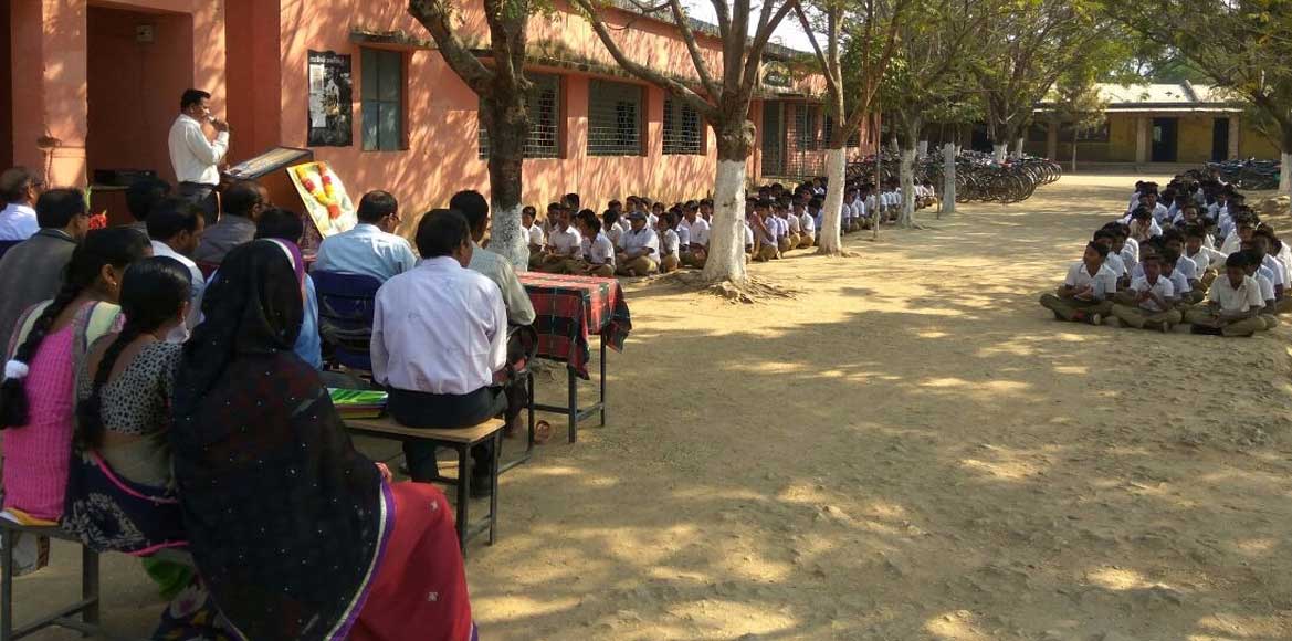 शा.बा.उ.मा.वि.भंवरपुर में हर्षोल्लास के साथ मना बसंत पंचमी