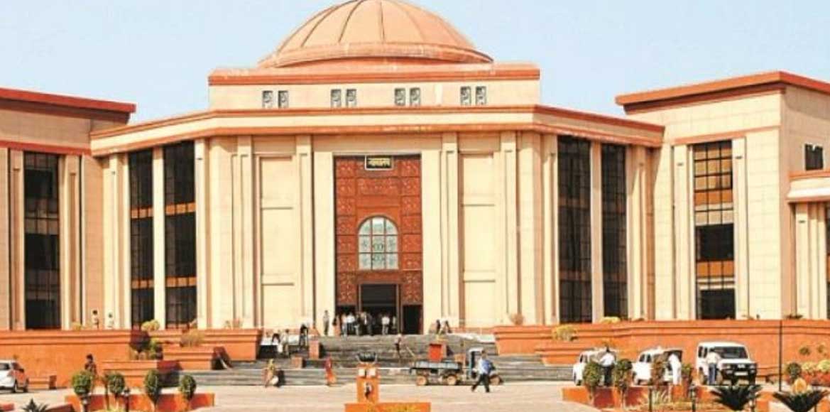 पेड़ों की कटाई पर हाईकोर्ट ने लगाई रोक - CG Sandesh