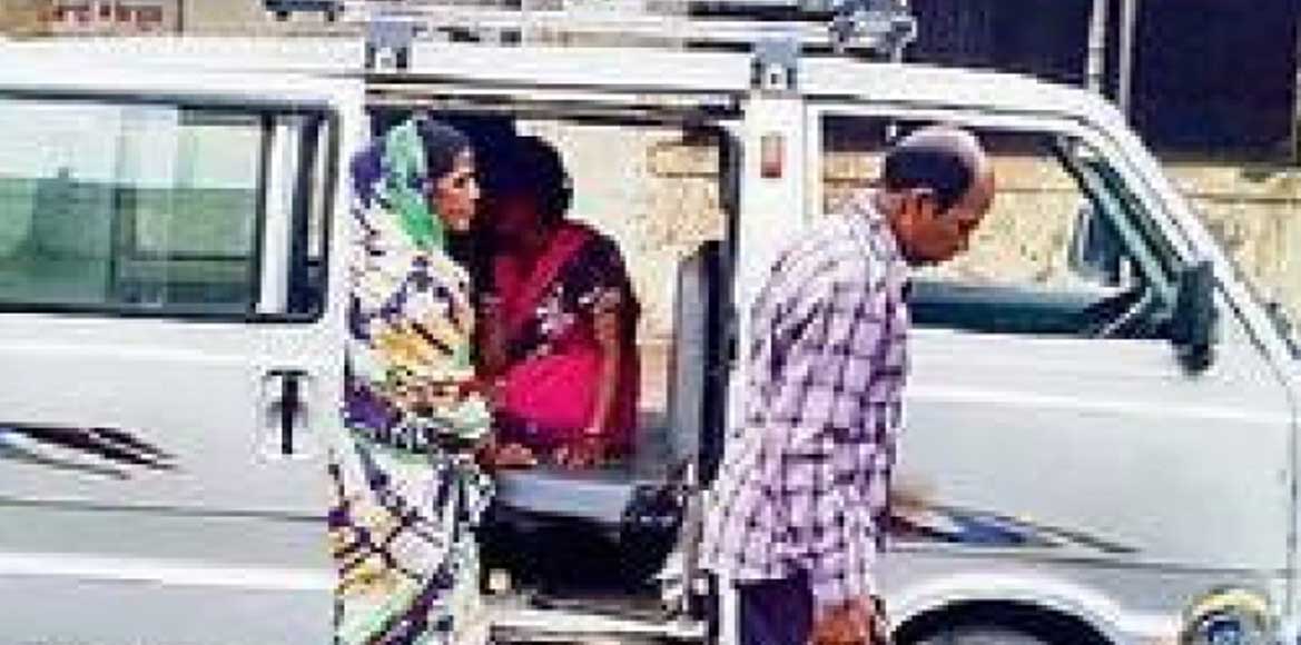 आग से  झुलसी  छात्रा,  फोन के बावजूद नहीं पहुची 108 संजीवनी ... - CG Sandesh