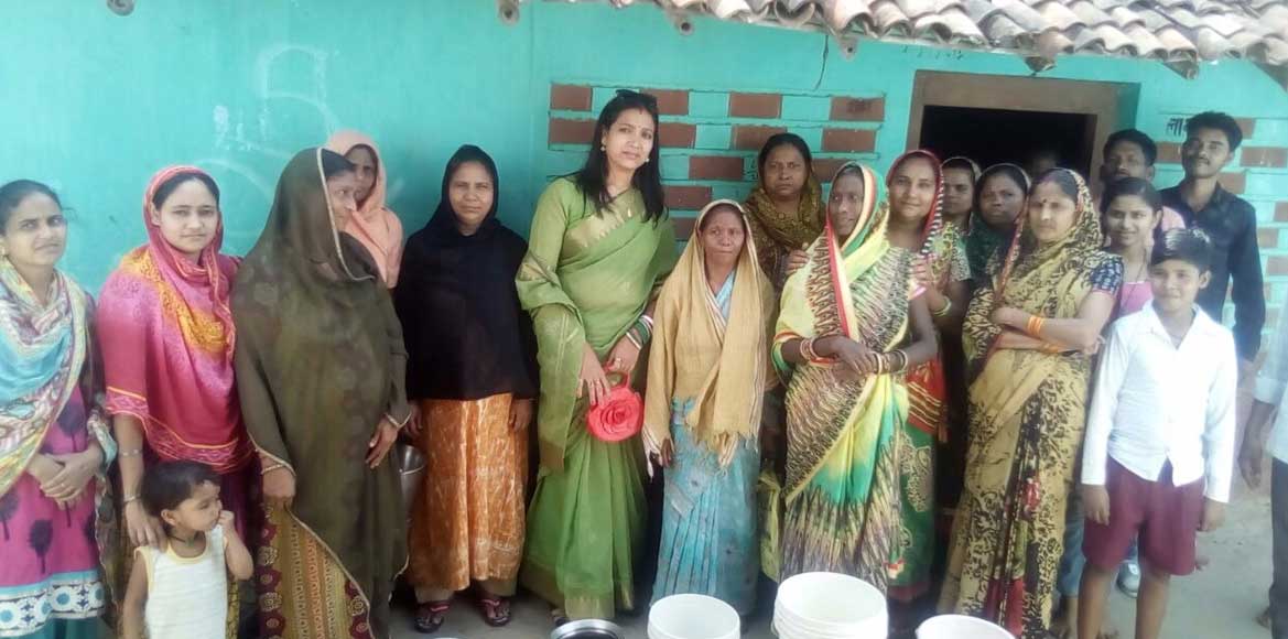 नगर पंचायत बसना से डोर टू डोर जाके पानी की समस्या दुर करने क... - CG Sandesh