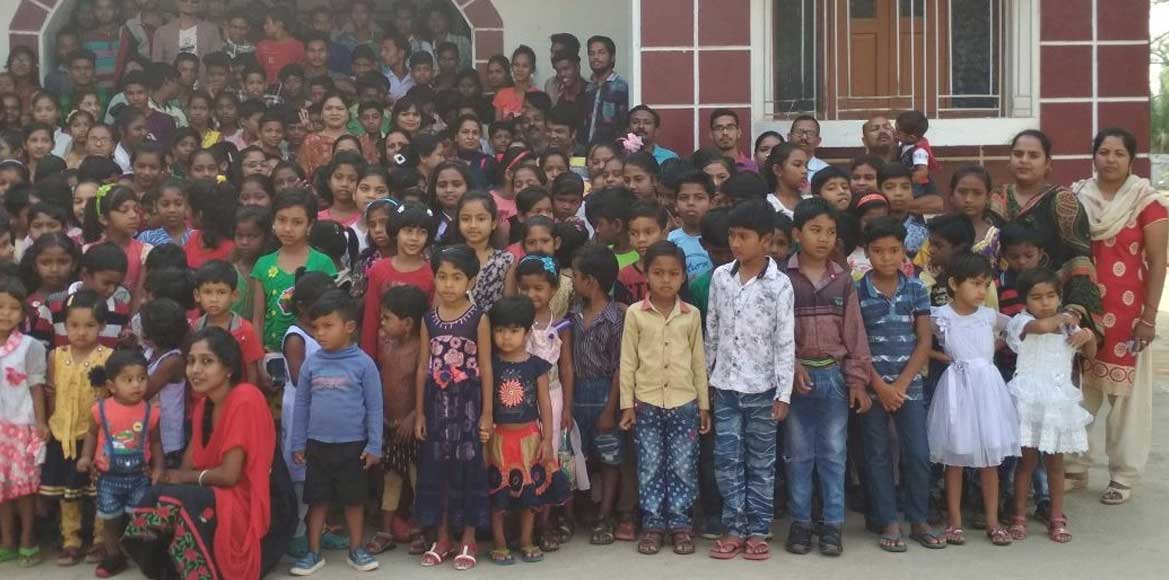 जगदीशपुर में वीबीएस का रंगारंग कार्यक्रमों से समापन  - CG Sandesh