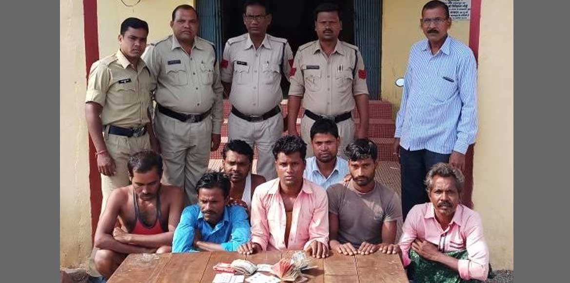 बसना : जुआ खेलते ग्रामीण गिरफ्तार - CG Sandesh