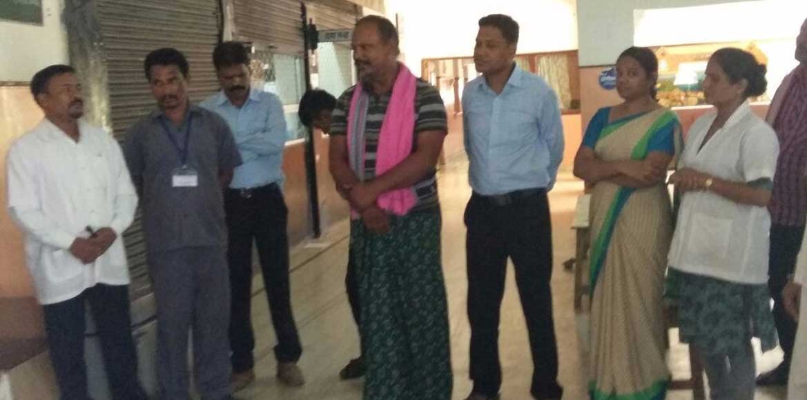 बसना - जगदीशपुर में निशुल्क रक्तदान शिविर के आयोजन में त्रिल... - CG Sandesh