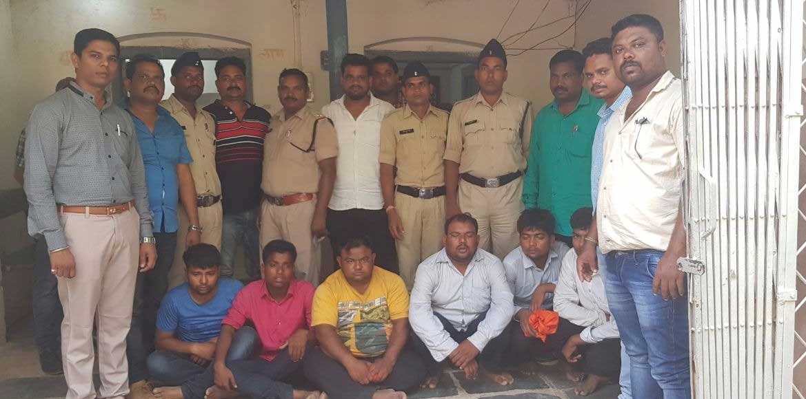 सरायपाली से सोना-चांदी सफाई करने के बहाने ठगी करने वाले बिहा... - CG Sandesh
