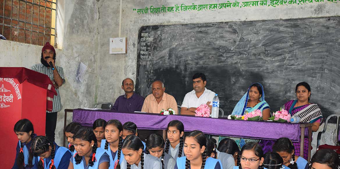 बसना : छात्र संघ के शपत ग्रहण समारोह से शामिल हुई संसदीय सचि... - CG Sandesh