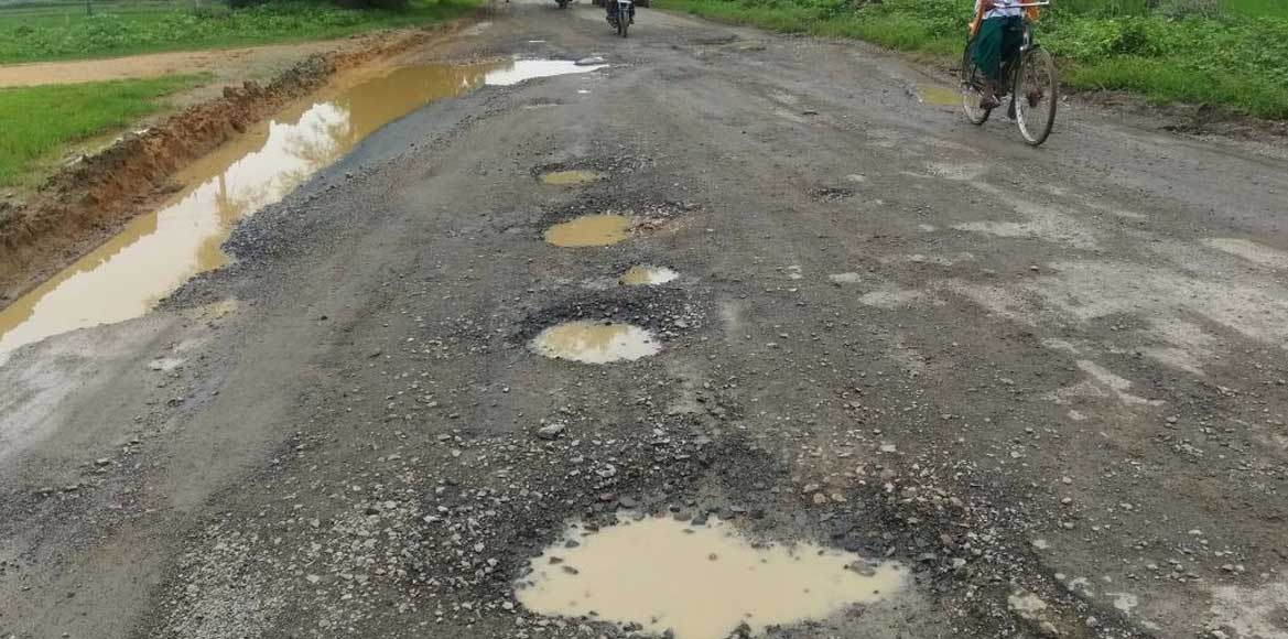 बिना टिकिट कटाए देख सकते है मौत का गड्ढा, पिछले महीने हुई थी... - CG Sandesh