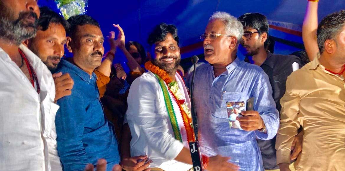 जोगी कांग्रेस को छोड़ 2 दिग्गज नेता हुये कांग्रेस में शामिल - CG Sandesh