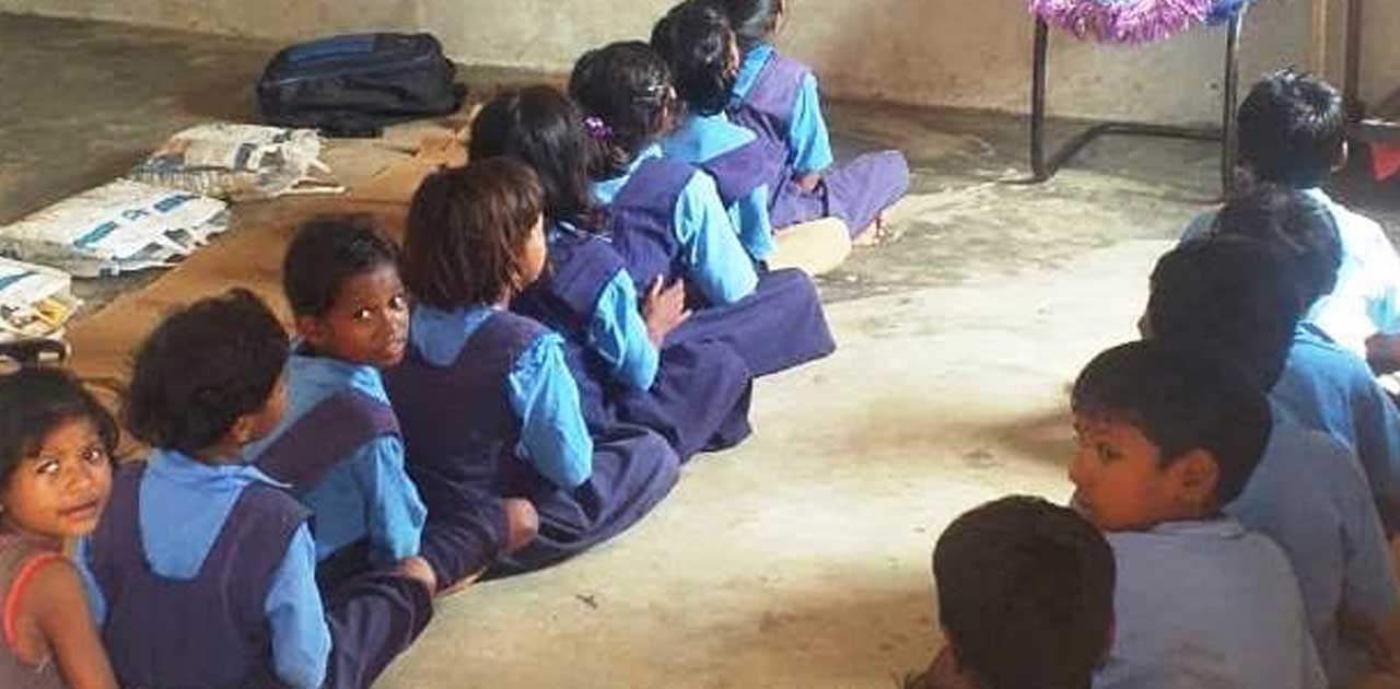 मोबाईल एप्प में आया प्रश्नपत्र, पहली बार आठवीं तक के बच्चों ... - CG Sandesh
