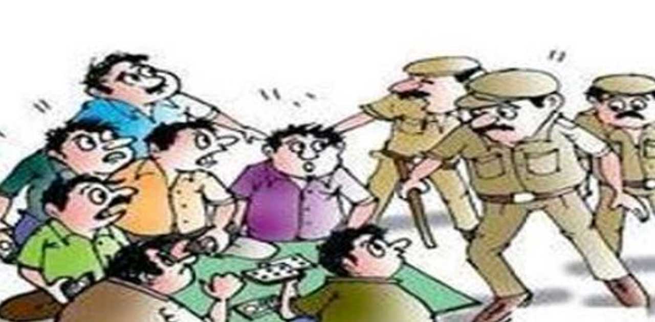 पिथौरा पुलिस ने की जुआडियों पर कार्यवाही. - CG Sandesh