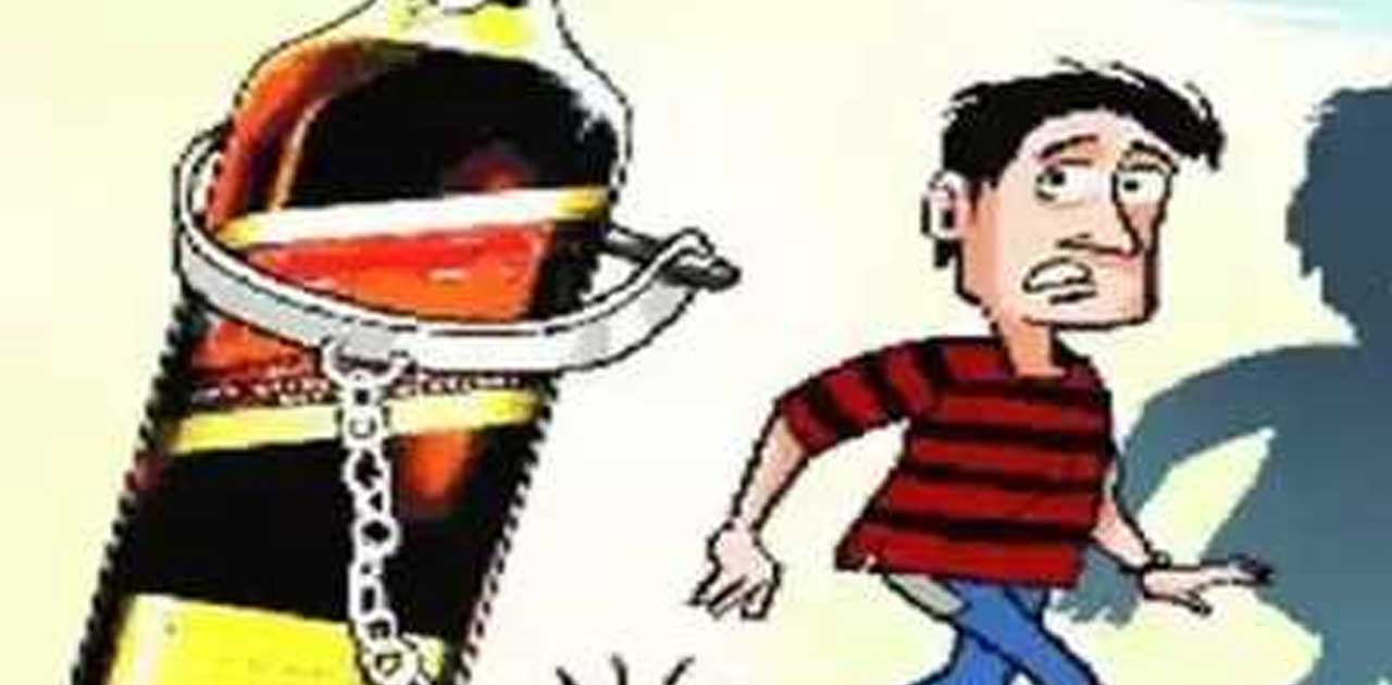 संकरा पुलिस ने जप्त की महुआ शराब. - CG Sandesh