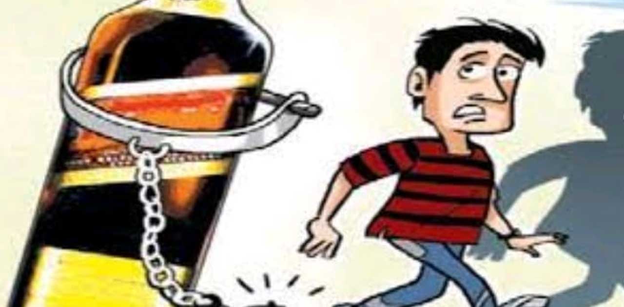 महासमुंद पुलिस की कार्यवाही में 5 लीटर कच्ची महुआ शराब जप्त.... - CG Sandesh