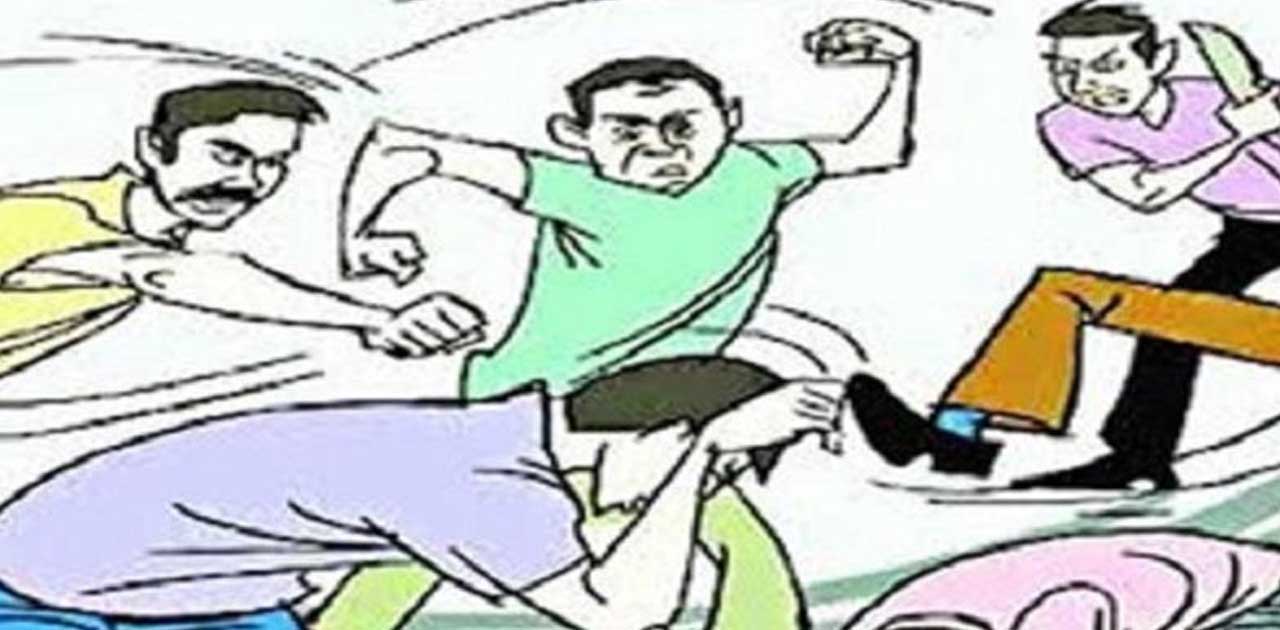 पानी पाउच ख़रीदकर सौ रुपये का नोट देने पर दुकानदार ने की मारप... - CG Sandesh
