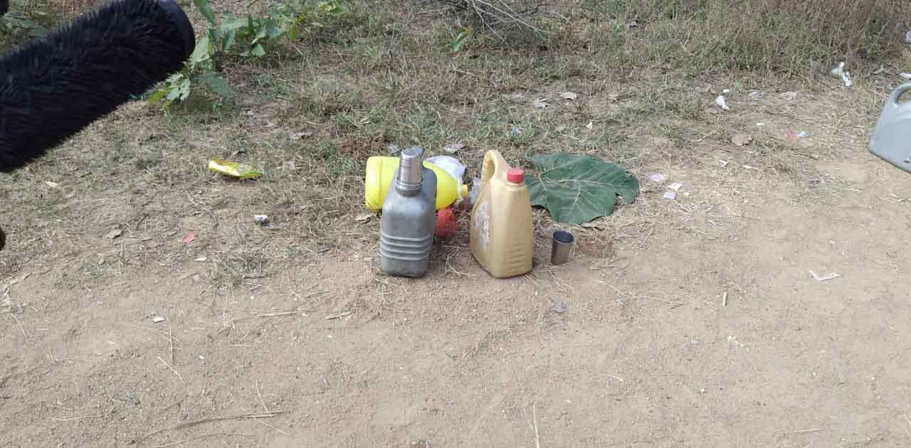 बार नयापारा अभ्यारण्य के जंगल क्षेत्र में खुलेआम बिक रहा है ... - CG Sandesh