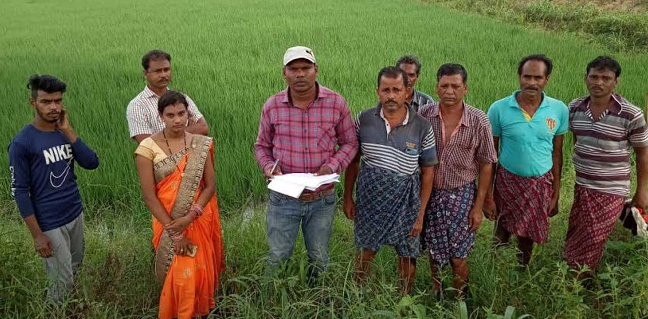 मजदूरों से नहीं बल्कि जेसीबी से करवाया गया मनरेगा का कार्य !... - CG Sandesh