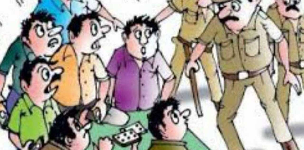 कोमाखान पुलिस ने  की जुआडियों पर कार्यवाही. - CG Sandesh