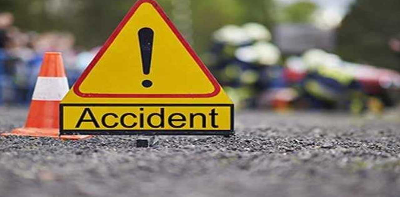 लापरवाही पूर्वक चलाते हुए खराब खड़ी ट्रक को मारी ठोकर, मामला ... - CG Sandesh