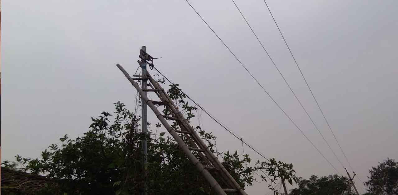 सौर्य ऊर्जा स्ट्रीट लाइट सुधार करने दौरान 11 केव्ही के चपेट ... - CG Sandesh