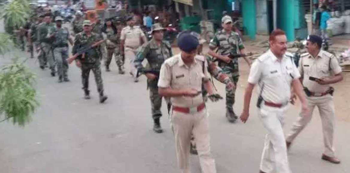 बलौदाबाजार : सुरक्षा की भावना जगाने जवानों ने किया फ्लेग मार... - CG Sandesh