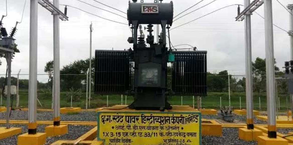  बसना : मेंटेनेंस के नाम पर कटौती के बावजूद पेड़ के 4 पत्ते ह... - CG Sandesh