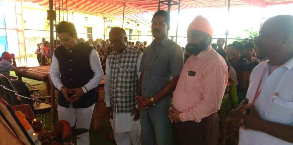 संकुल स्तरीय खेलकूद व बौद्धिक प्रतियोगिता में सफल  बच्चों को... - CG Sandesh