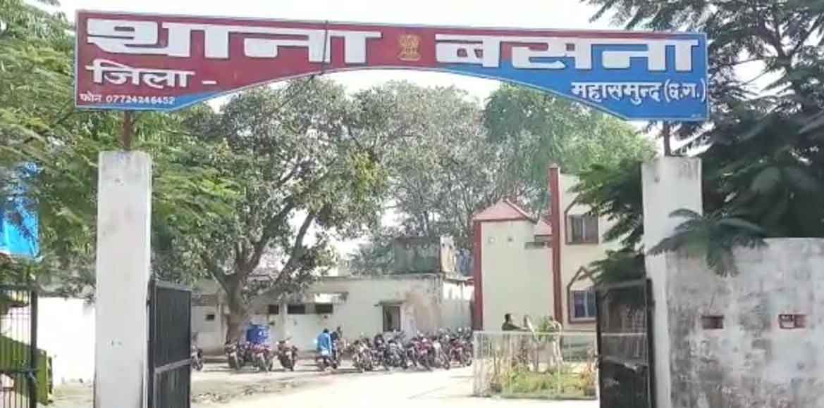 बसना : दो अलग-अलग मामलों में दो आरोपीयों से 26 पौवा अंग्रेजी... - CG Sandesh