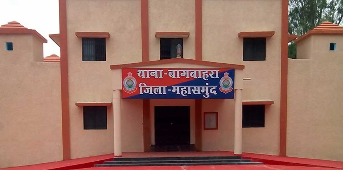 लापरवाही पूर्वक वाहन चलाकर मोटरसायकल को किया एक्सीडेंट, जुर्... - CG Sandesh