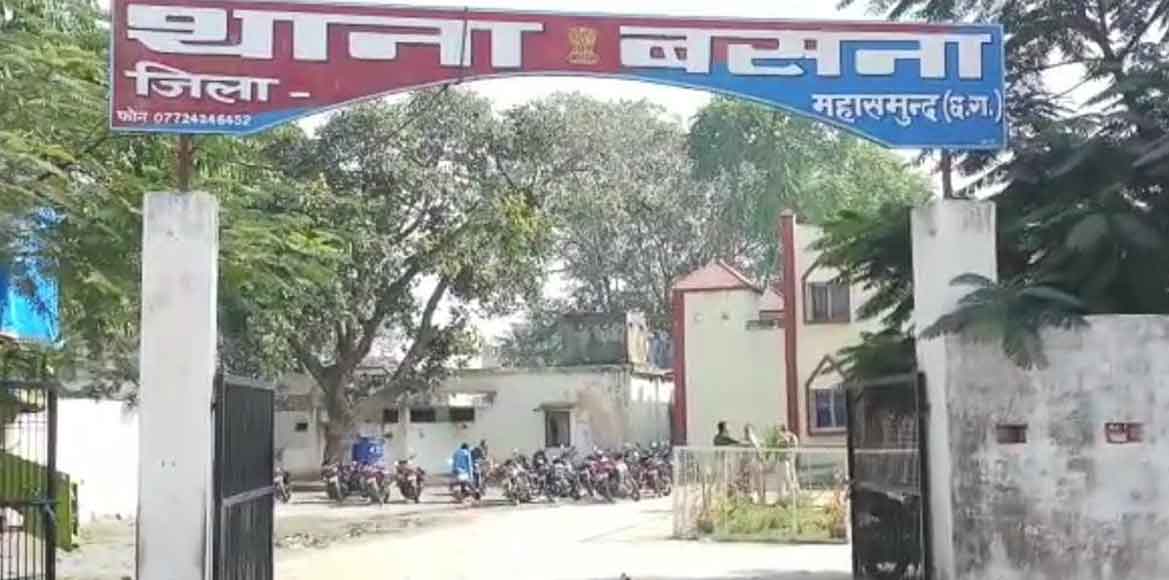 दरवाजा के चौखट को लेकर हुआ विवाद, मामला दर्ज - CG Sandesh