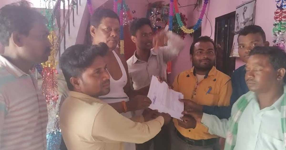 सफाई कर्मचारी संघ ने विभिन्न मांगों को लेकर सौंपा ज्ञापन - CG Sandesh