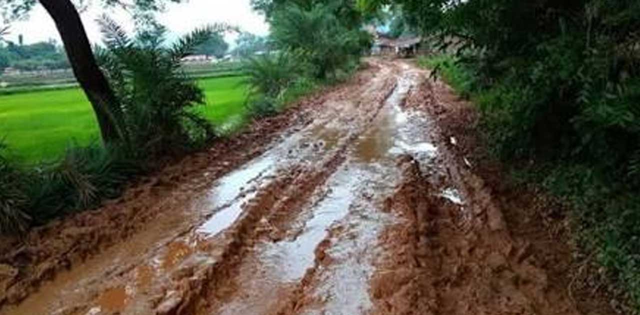 इस गाँव का नाम सुनते ही 108 वालो ने किया जाने से मना, आफत मे... - CG Sandesh