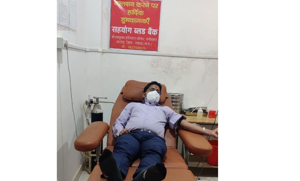एसडीएम नंद कुमार चौबे ने अपने बच्चे के जन्मदिन पर जरूरतमंद म... - CG Sandesh