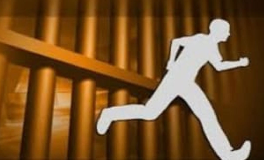 छत्तीसगढ़: पुलिस की लापरवाही से रेप का आरोपी पुलिस कस्टडी से फरार...गिरफ्तारी के कुछ घंटे बाद ही दिया चकमा..!