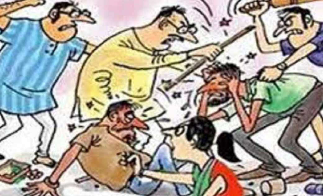 घर जाते समय रास्ता रोककर माँ बेटे के साथ गाली गलौच, मारपीट म... - CG Sandesh