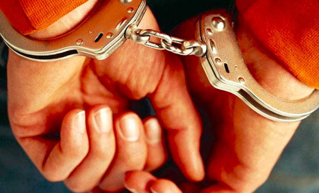 20 लीटर देशी महुंआ शराब अथवा शराब बनाने की सामग्री के साथ एक गिरफ्तार.