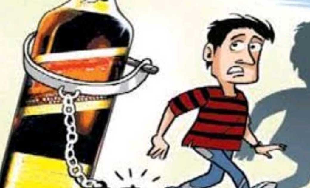 35 पौवा अंग्रेजी शराब का परिवहन करते पकड़ा गया. - CG Sandesh