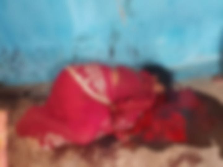 पत्नी चरित्र पर संदेह के कारण...पत्नी की धारदार हथियार से गर्दन काटकर कर दी हत्या..