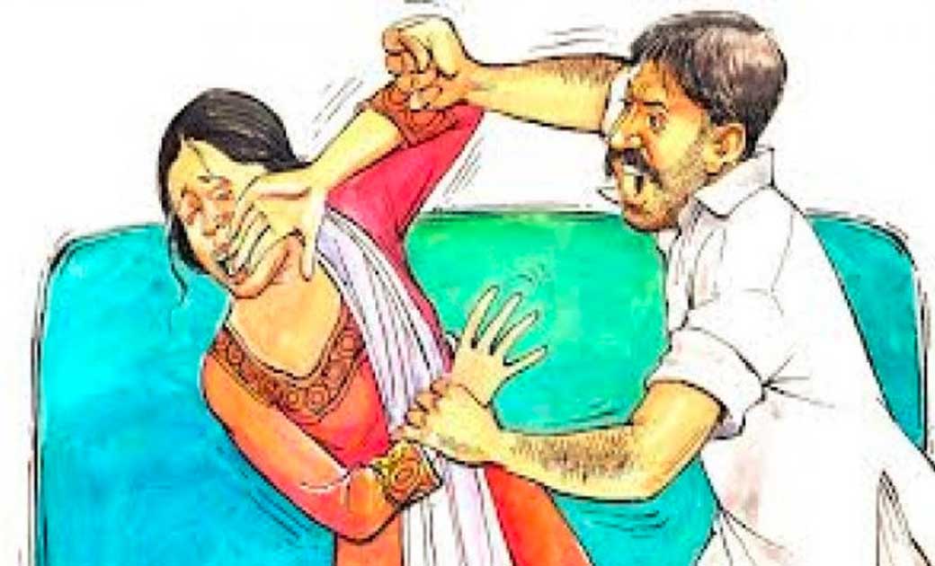 जंगल तरफ ले जाकर पत्नी पर किया धारदार वस्तु से हमला, जान सहि... - CG Sandesh