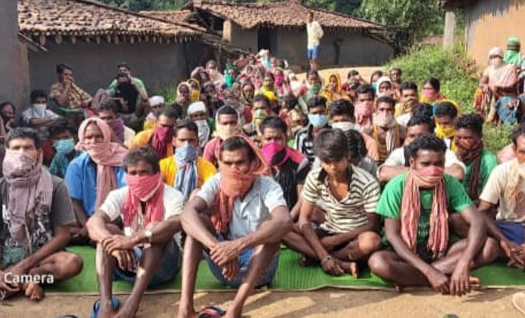 आदिवासी महिलाओं के आवेदन पर 5 दिवस के भीतर कार्रवाई नही की गई तो आदिवासी समाज पुलिस चौकी का घेराव...छत्तीसगढ़ की इस जिले की है घटना..पढ़िए पूरी खबर क्या है...