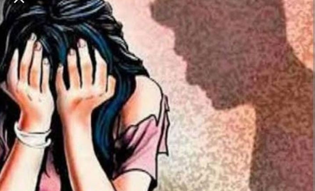 मजदूरी कर घर लाैट रही थी महिला..स्कूल के पास पीछे से मुंह दबा कर दबाेच लिया और उसके साथ जबरन किया दुष्कर्म..पँचायत में मामला निपटाने की नाकाम कोशिश...