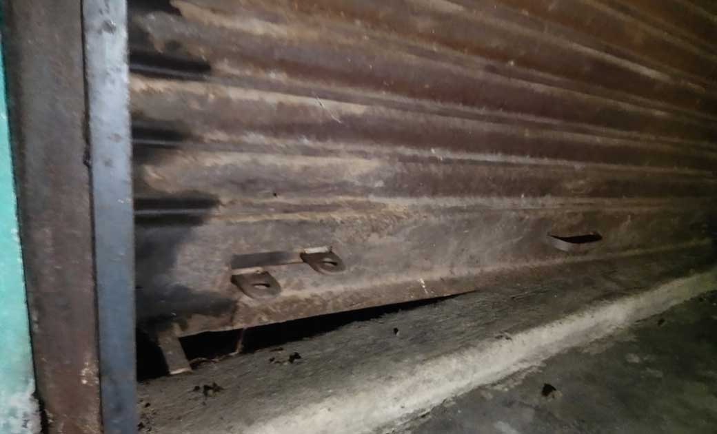 आबकारी विभाग के अफसरों ने तोड़ा स्कूल का ताला, संचालक ने पुल... - CG Sandesh