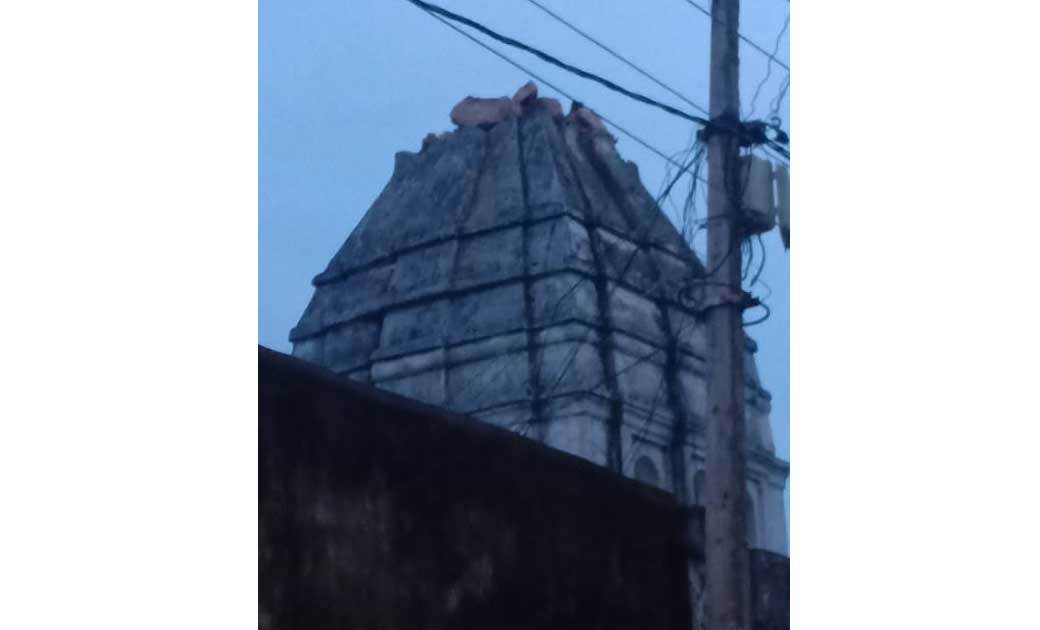 आज आकाशीय बिजली गिरने से मंदिर का गुम्बद ध्वस्त,  अन्य घटना ... - CG Sandesh