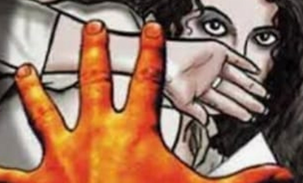 जशपुर की नाबालिग लड़की को ले आया जिला रायगढ़....बेटी को लाने गए परिजनों पर किया गया प्राणघातक हमला..लड़की के परिजन पुलिस के शरण मे..