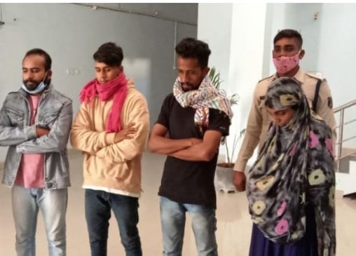 छत्तीसगढ़ की महिला को हरियाणा में बेचा, मानव तस्करी का बड़ा खुलासा..कई मानव तस्कर गैंग के सक्रिय होने की आशंका...महिलाएं रहें सावधान...! पढ़िए पूरी ख़बर...