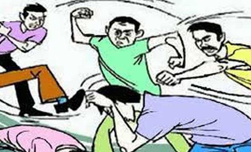 अभी घर में खेती बाड़ी का समय है, पत्नी अभी नहीं जायेगी कहने पर डेढसाले बरसाया मुक्का 