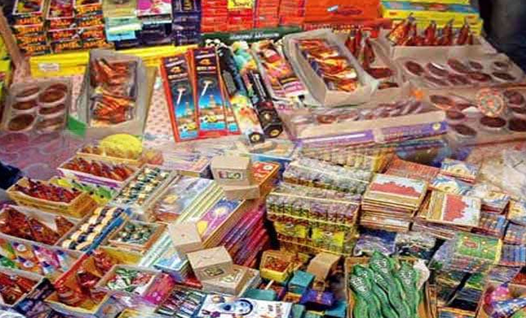 इस गांव से 1 करोड़ 50 लाख का पटाखा जब्त, सरायपाली पुलिस ने  क... - CG Sandesh