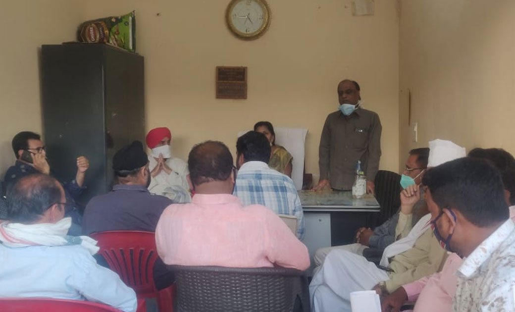 जिला कांग्रेस कमेटी की अध्यक्ष डॉ. रश्मि चंद्राकर का बसना मे... - CG Sandesh