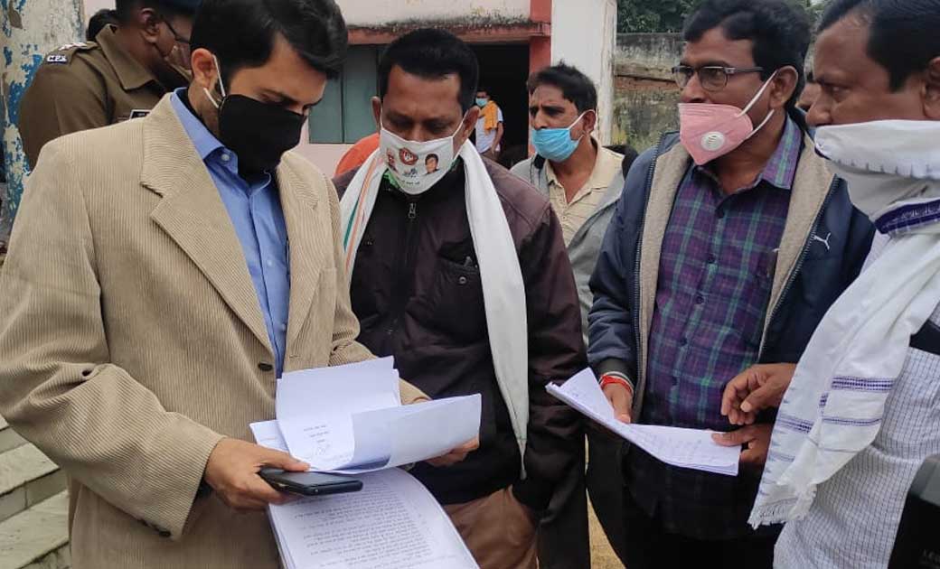 कांग्रेस ब्लॉक उपाध्यक्ष धर्मेन्द्र नायक ने महासमुंद कलेक्टर... - CG Sandesh