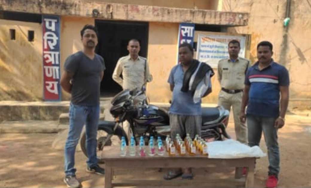30 पाव देशी व अंग्रेजी दारू के साथ कोसीर पुलिस ने रंगे हाथों पकड़ा,भेजा गया जेल….